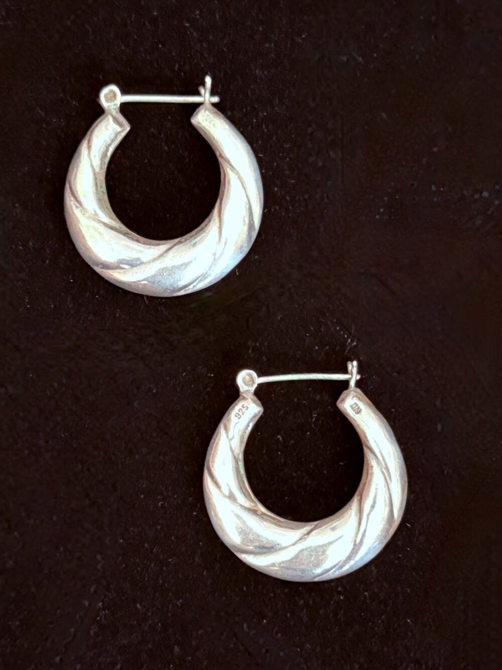 VINTAGE CHUNKY STERLING SILVER HOOP EARRINGS